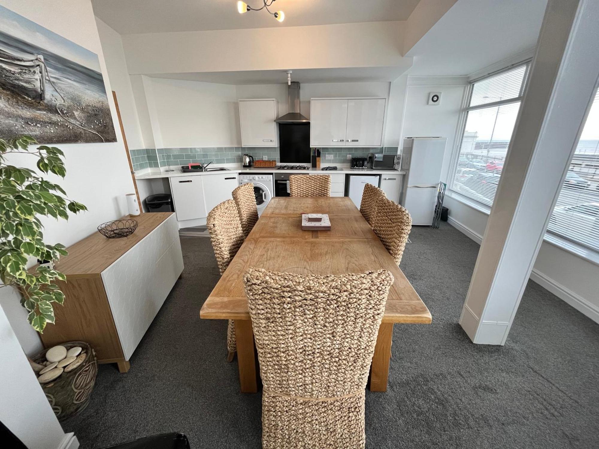 Apartments @52 บริดลิงตัน ภายนอก รูปภาพ