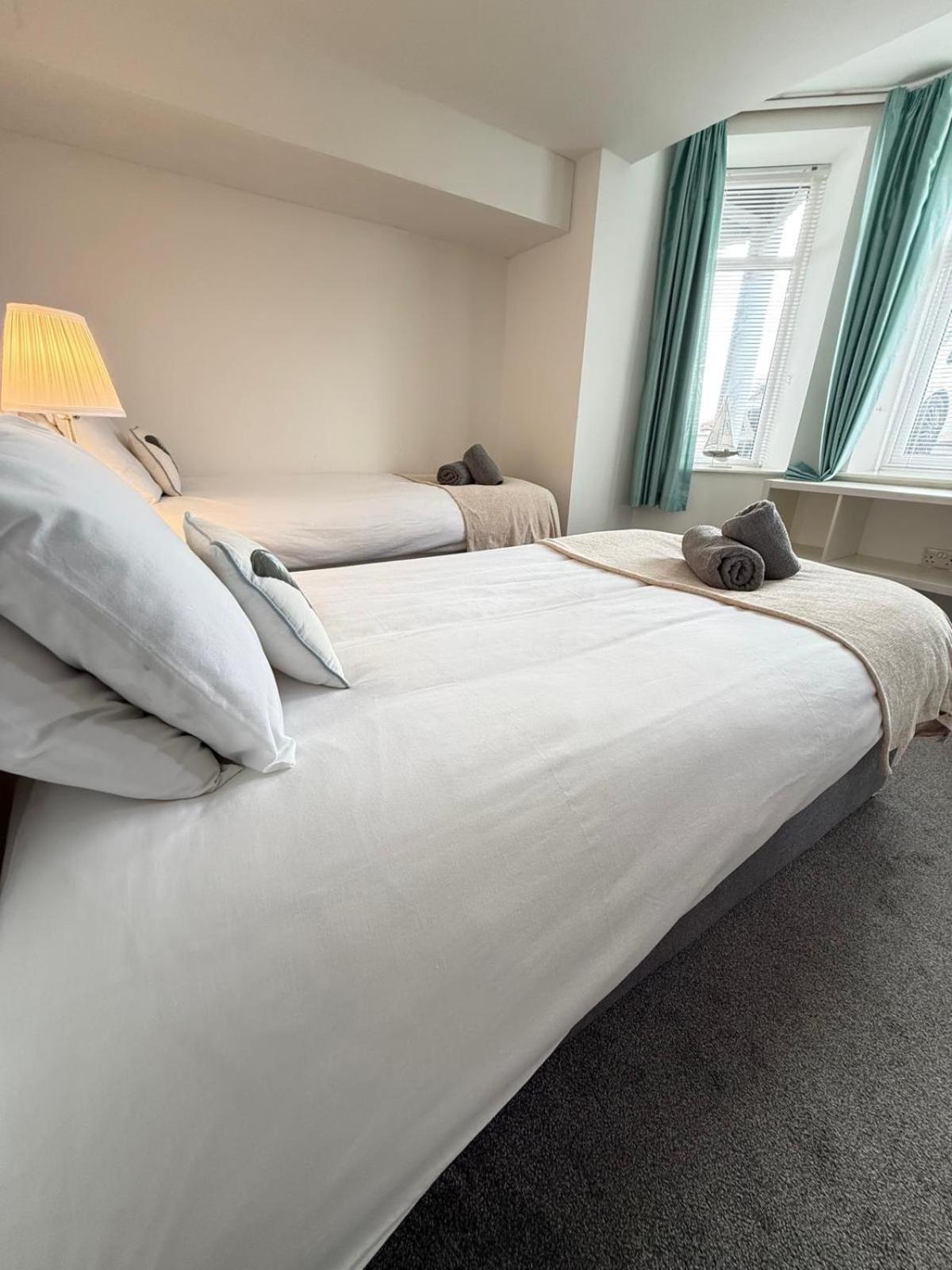 Apartments @52 บริดลิงตัน ภายนอก รูปภาพ